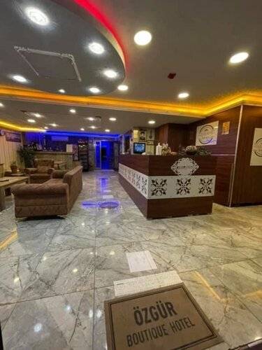 Ozgur Hotel