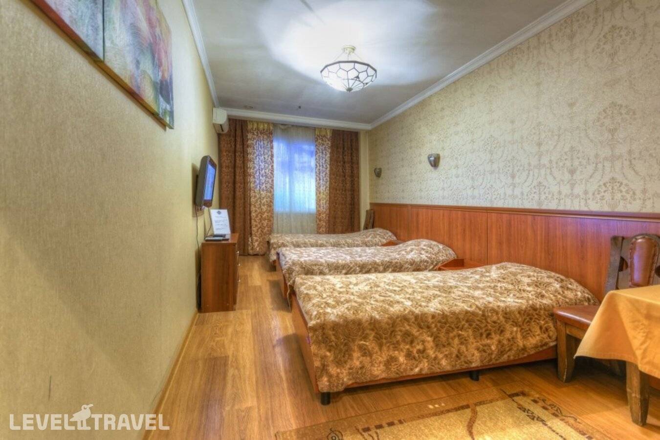 Изображение отеля 8