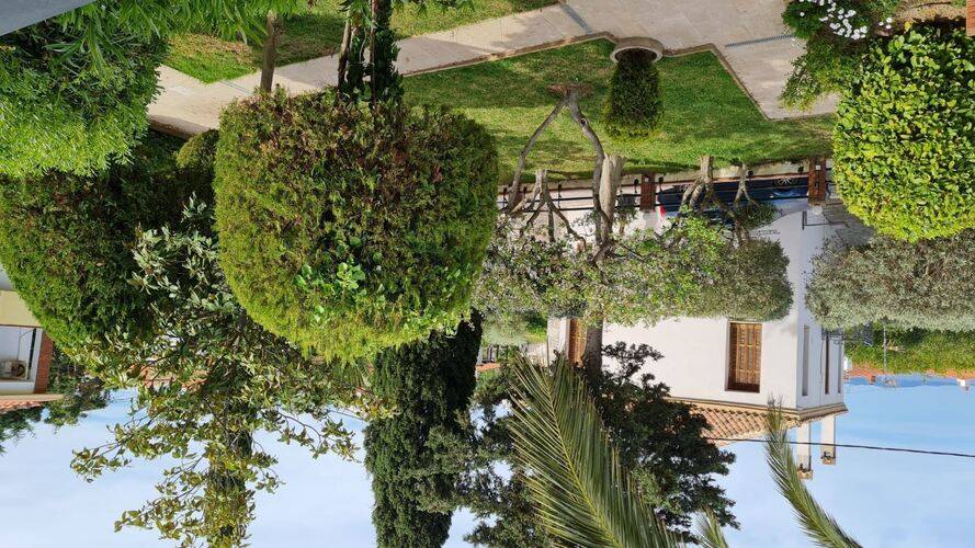 Elia Apartments