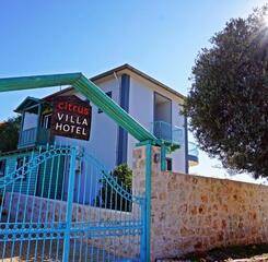 $item['hotel']['name']