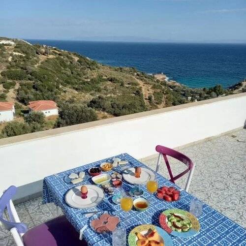 Laila Otel Karaburun