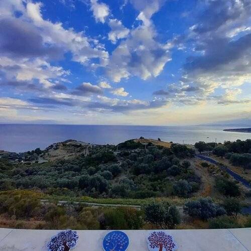 Laila Otel Karaburun