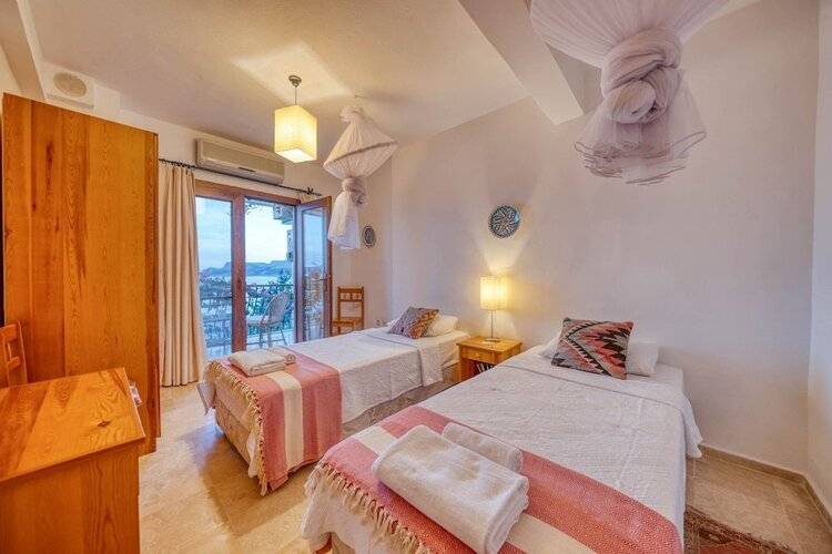 Lycia Hotel