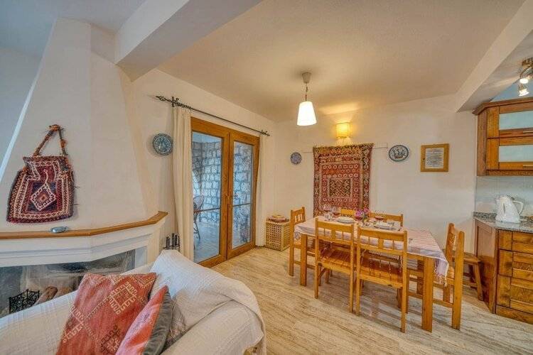Lycia Hotel