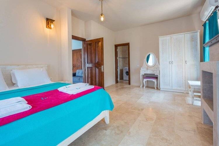 Hillcity Hotel (Adults Only 18+)