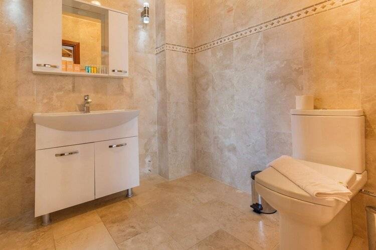 Hillcity Hotel (Adults Only 18+)