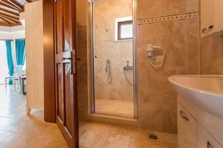 Hillcity Hotel (Adults Only 18+)