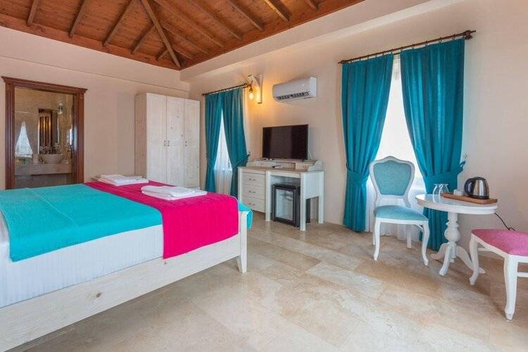 Hillcity Hotel (Adults Only 18+)