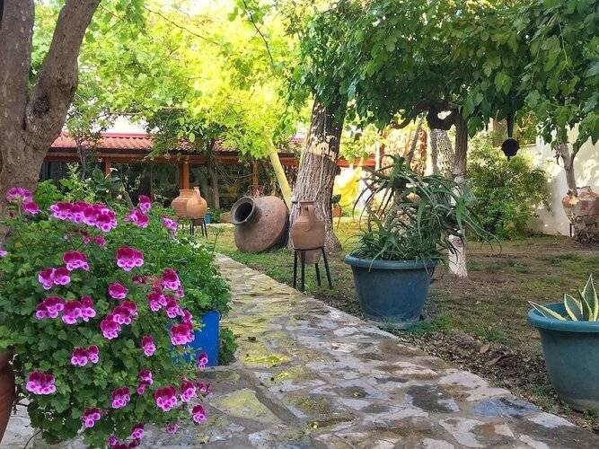 Saklı Konak