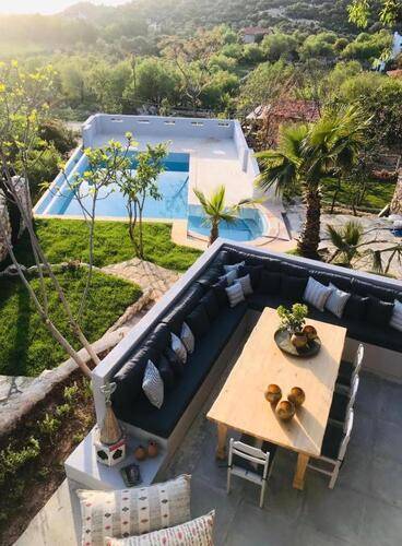 Kale Lodge (Adults Only 15+)