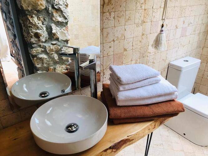 Kale Lodge (Adults Only 15+)