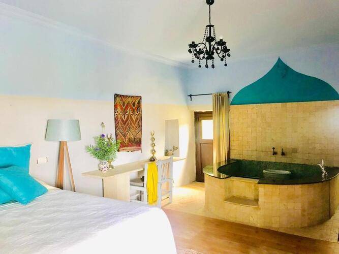 Kale Lodge (Adults Only 15+)