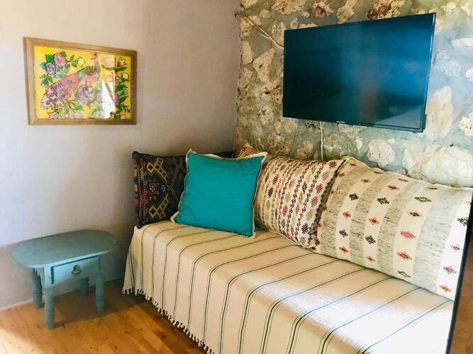 Kale Lodge (Adults Only 15+)