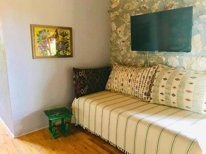 Kale Lodge (Adults Only 15+)
