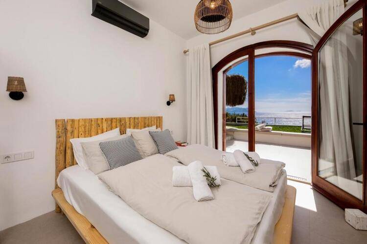 Villa Kale Suites