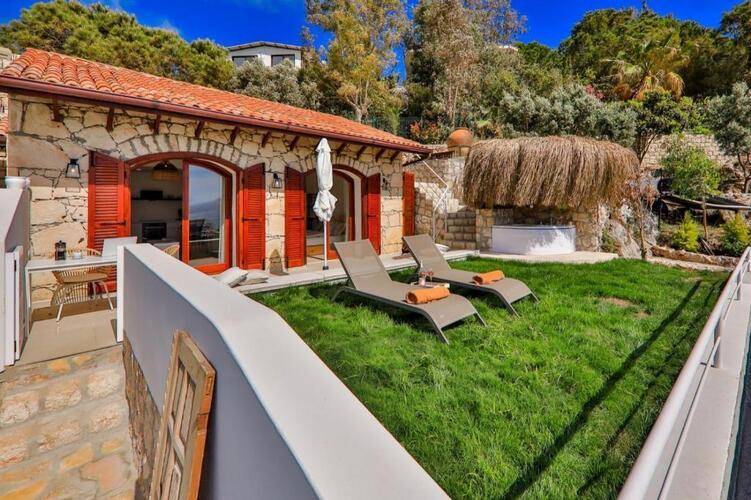 Villa Kale Suites