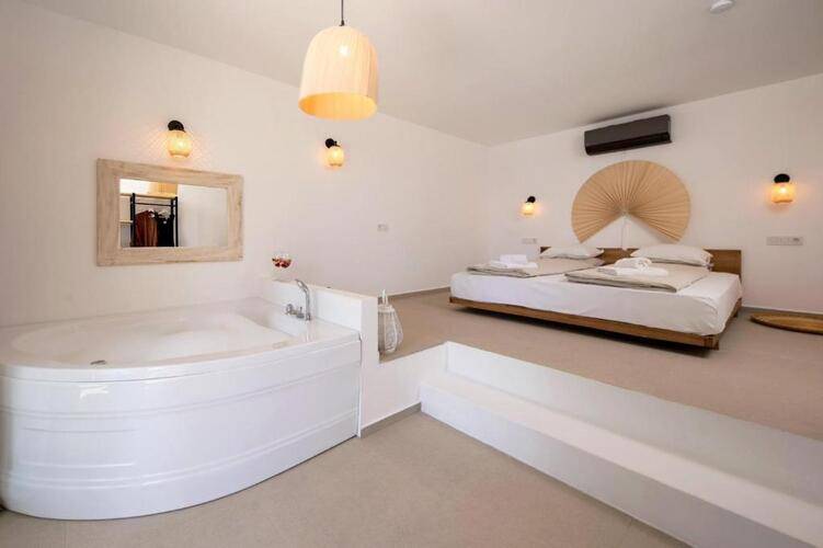 Villa Kale Suites