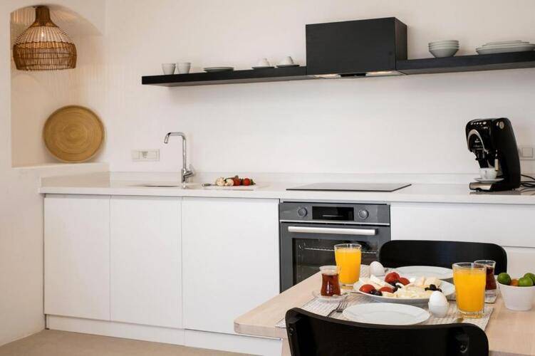 Villa Kale Suites