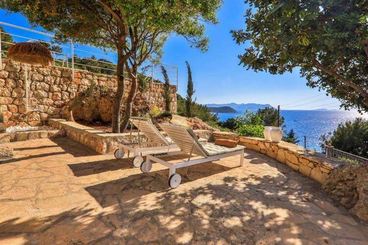 Villa Kale Suites