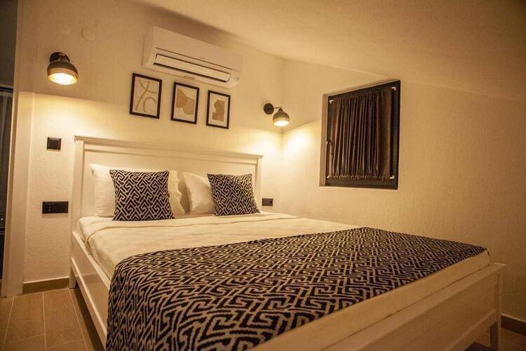 Lobelya Suites