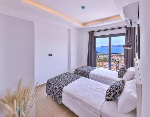 Lobelya Suites