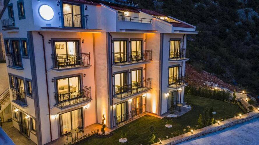 Lobelya Suites
