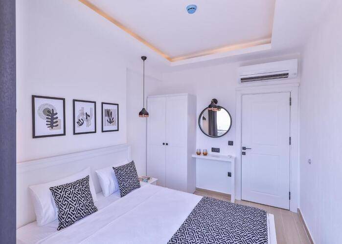 Lobelya Suites