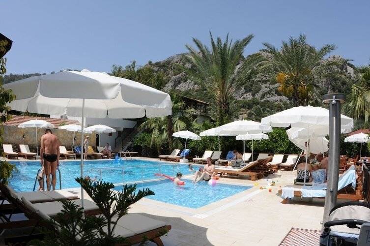 Azur Hotel