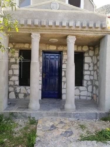 Heredot's House
