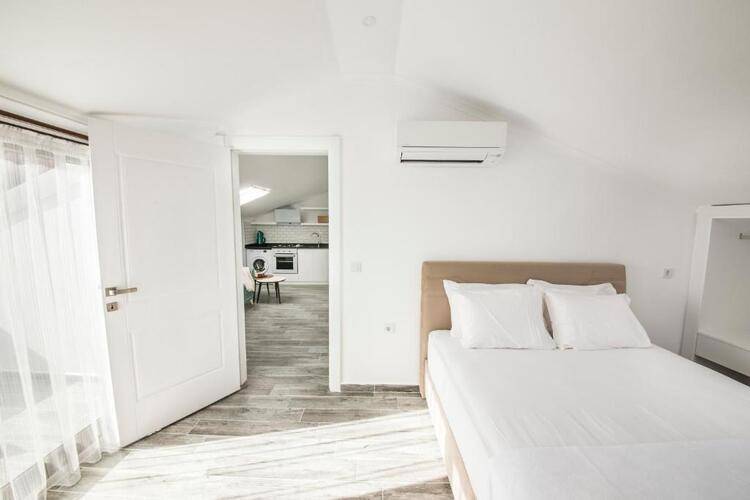 Cedrus Suites