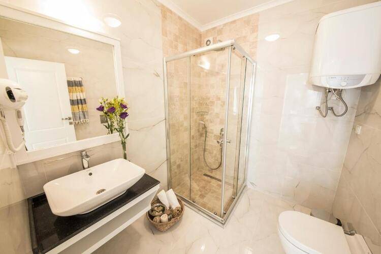 Cedrus Suites