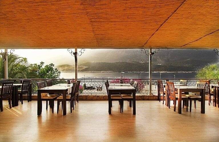 Korsan Ada Hotel