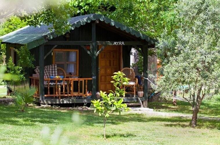 Etenna Beach Bungalows