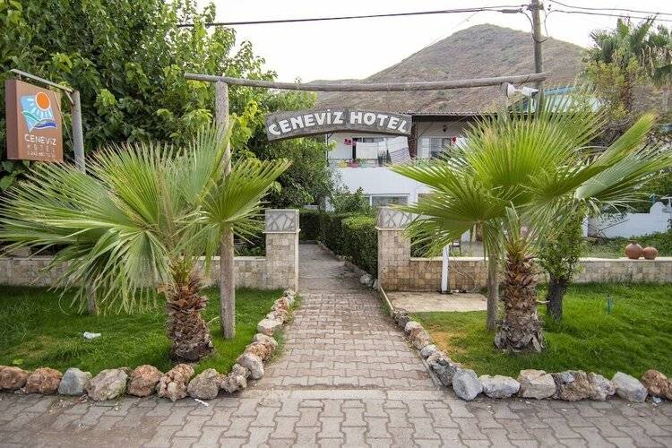Ceneviz Hotel