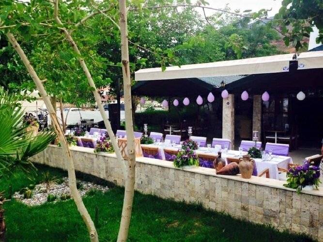 Ceneviz Hotel