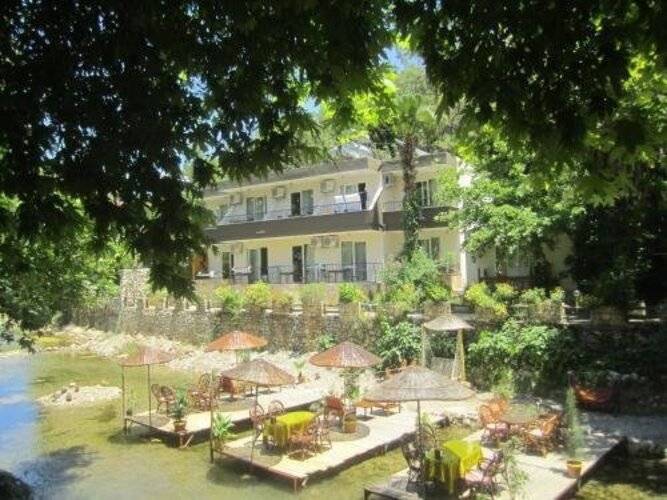 Arikanda River Garden Hotel