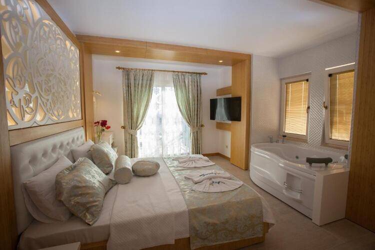 Hotel Aysima