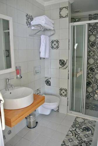 Hideaway Hotel