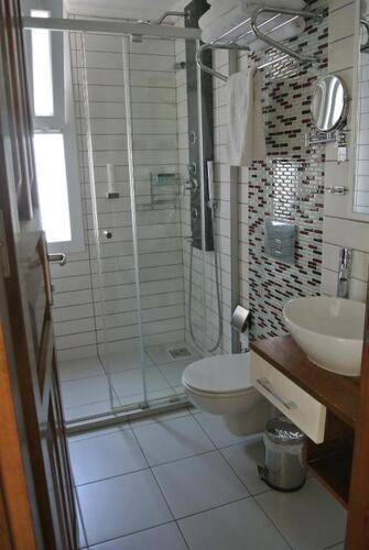 Hideaway Hotel
