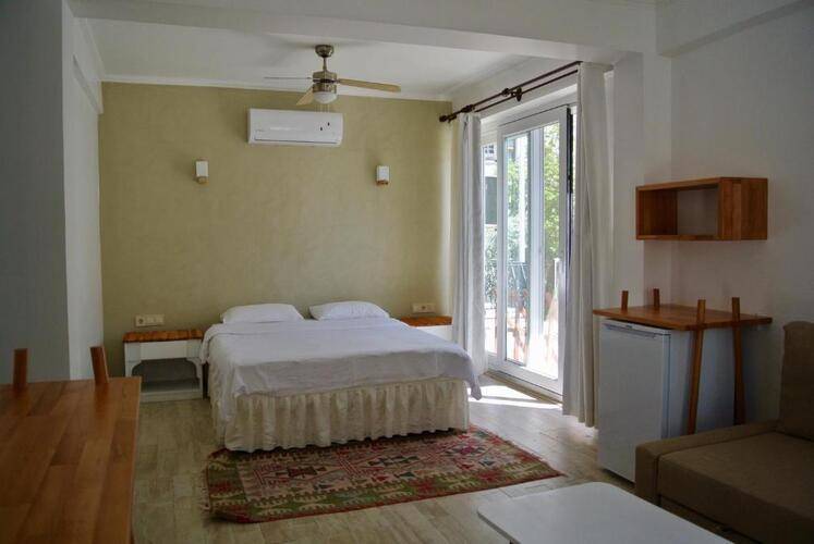 Hideaway Hotel