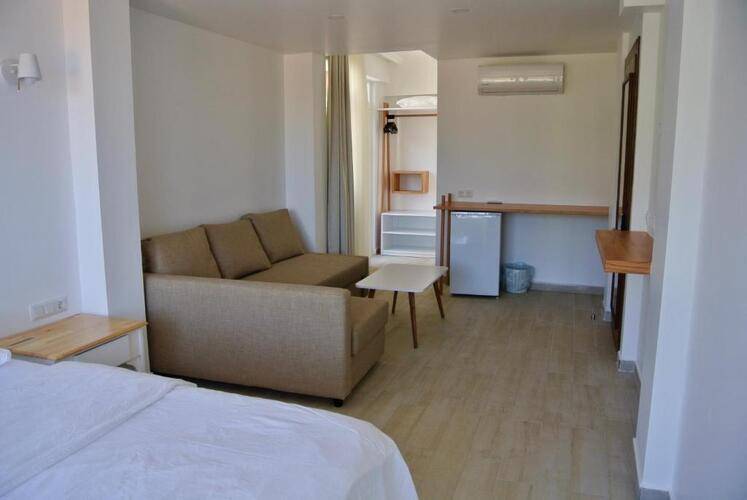 Hideaway Hotel