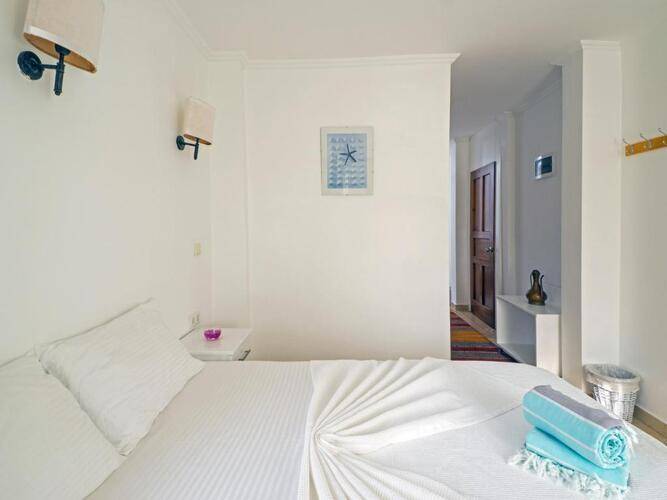 Hideaway Hotel