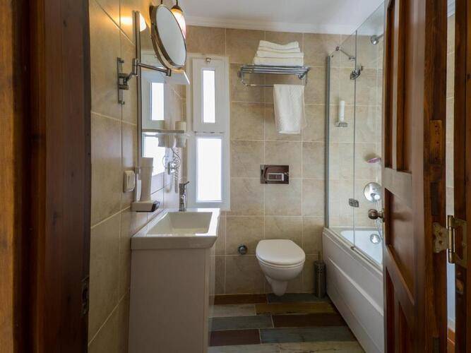 Hideaway Hotel