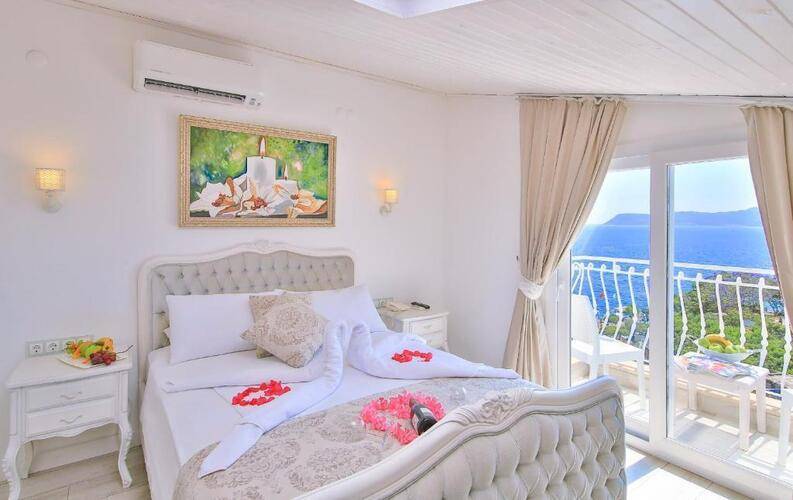 Linda Beach Boutique Class Hotel