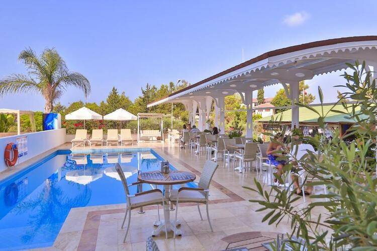 Linda Beach Boutique Class Hotel