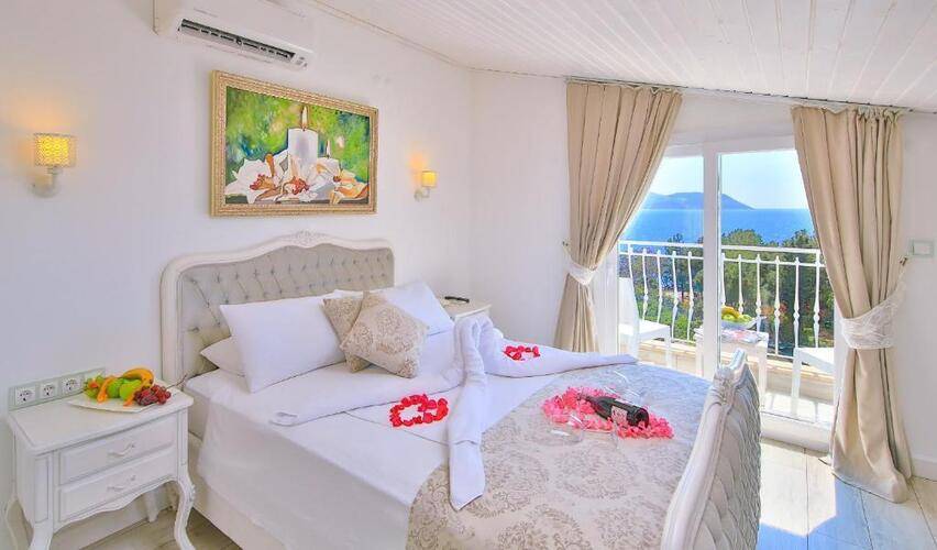Linda Beach Boutique Class Hotel
