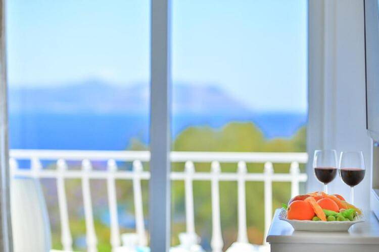 Linda Beach Boutique Class Hotel