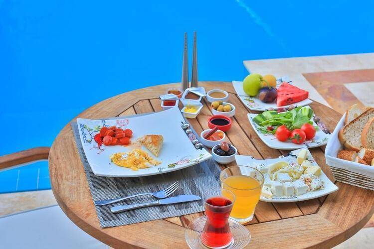 Linda Beach Boutique Class Hotel
