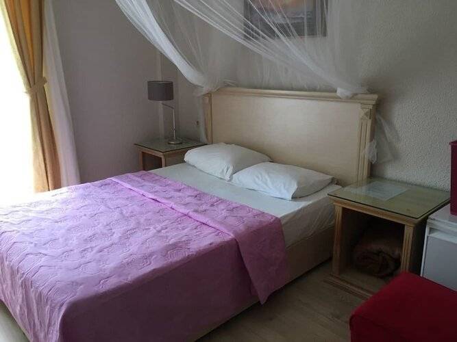 Melaike Otel