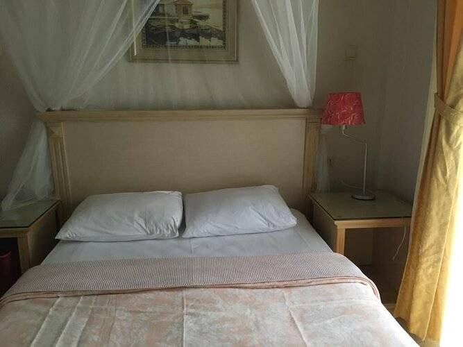 Melaike Otel